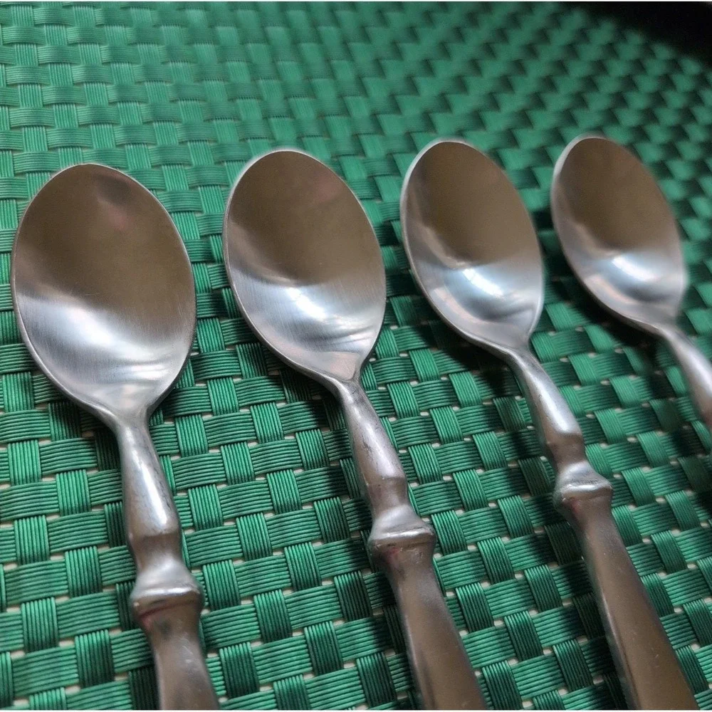 Cambridge TOWNHOUSE Teaspoons Set Lot of 4 SATIN Stainless Bistro Style VTG